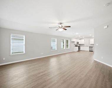 815 Jefferson Avenue - Photo Thumbnail 6