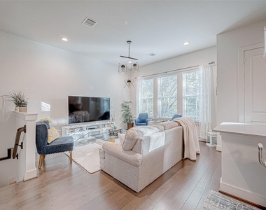6021 Cypress Street - Photo Thumbnail 13