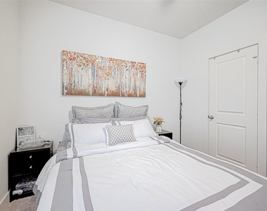 6021 Cypress Street - Photo Thumbnail 22