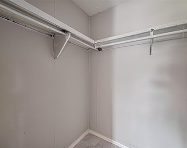 914 Davis Street - Photo Thumbnail 25