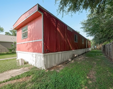 914 Davis Street - Photo Thumbnail 35