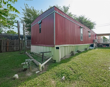 914 Davis Street - Photo Thumbnail 30