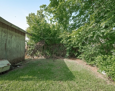 914 Davis Street - Photo Thumbnail 32