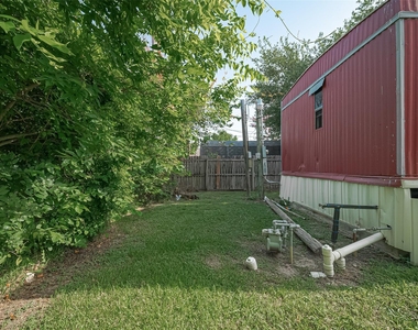 914 Davis Street - Photo Thumbnail 31