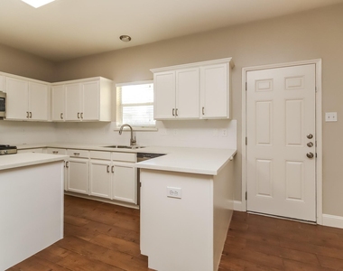2523 Flycatcher Cove Drive - Photo Thumbnail 7