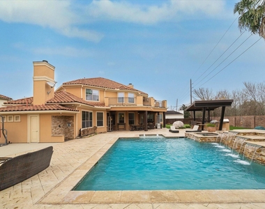 14339 Shadow Garden Lane - Photo Thumbnail 17