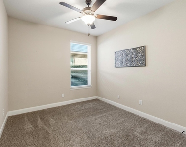 27235 Aspen Falls Lane - Photo Thumbnail 8