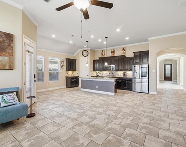 27235 Aspen Falls Lane - Photo Thumbnail 12