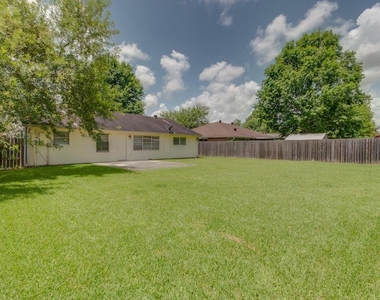 2515 Heritage Colony Drive - Photo Thumbnail 13