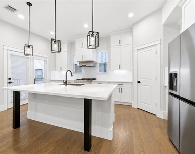 1421 W 23rd Street - Photo Thumbnail 11