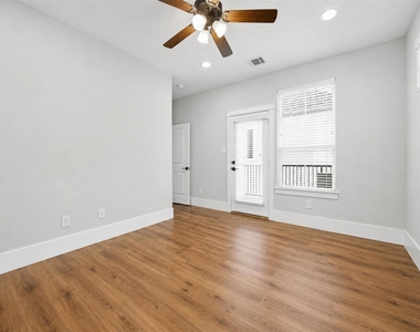 1421 W 23rd Street - Photo Thumbnail 23