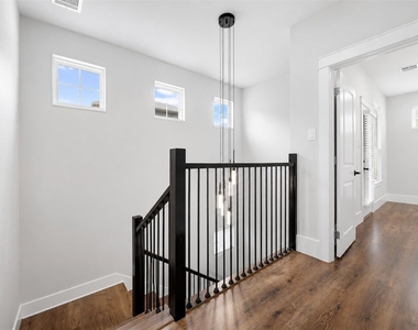 1421 W 23rd Street - Photo Thumbnail 20