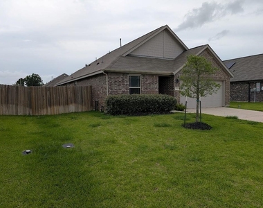 7020 Terra Lane - Photo Thumbnail 1