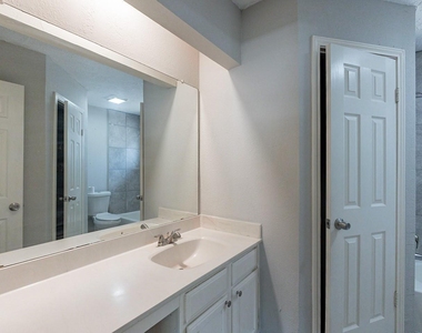 2721 Carson Drive - Photo Thumbnail 4