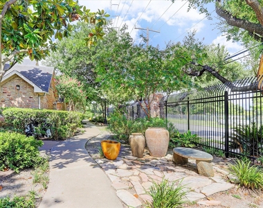 2300 Old Spanish Trail - Photo Thumbnail 17