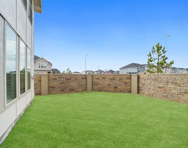 5603 Foggy Vine Court - Photo Thumbnail 21