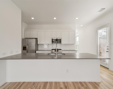 5603 Foggy Vine Court - Photo Thumbnail 3