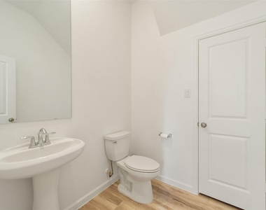 5603 Foggy Vine Court - Photo Thumbnail 7