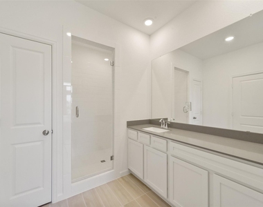 5603 Foggy Vine Court - Photo Thumbnail 12