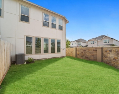 5603 Foggy Vine Court - Photo Thumbnail 23