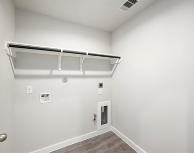 32407 Hamilton Crest Court - Photo Thumbnail 19