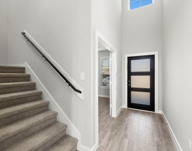 32407 Hamilton Crest Court - Photo Thumbnail 5