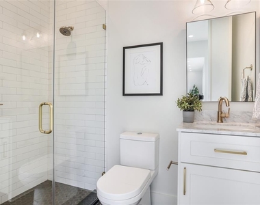 1112 Dart Street - Photo Thumbnail 21