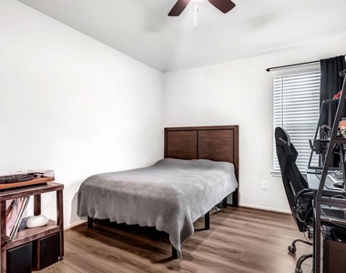 7330 Anathia Drive - Photo Thumbnail 10