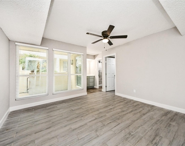 781 Country Place Drive - Photo Thumbnail 19