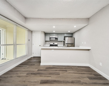 781 Country Place Drive - Photo Thumbnail 9