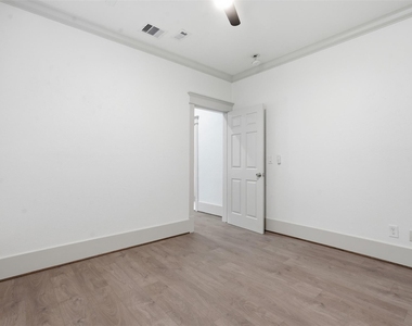 514 Vincent Street - Photo Thumbnail 8