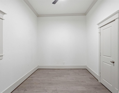 514 Vincent Street - Photo Thumbnail 7