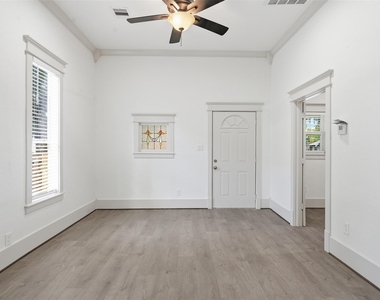 514 Vincent Street - Photo Thumbnail 5