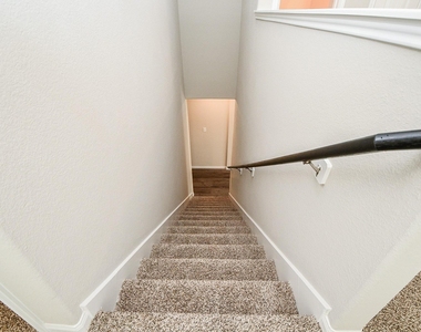 22115 Imperious Parkway - Photo Thumbnail 17