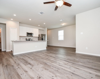 22115 Imperious Parkway - Photo Thumbnail 12