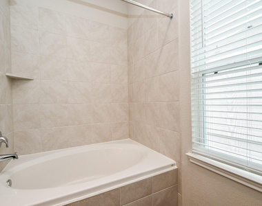 22115 Imperious Parkway - Photo Thumbnail 27