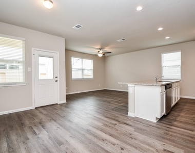 22115 Imperious Parkway - Photo Thumbnail 7