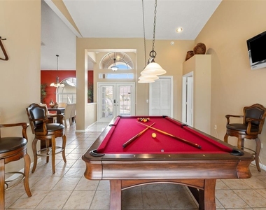 14122 Newcastle Avenue - Photo Thumbnail 13