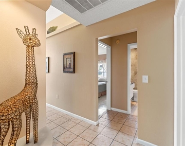 14122 Newcastle Avenue - Photo Thumbnail 17