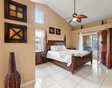 14122 Newcastle Avenue - Photo Thumbnail 41