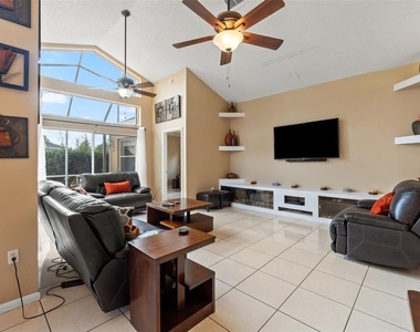 14122 Newcastle Avenue - Photo Thumbnail 25