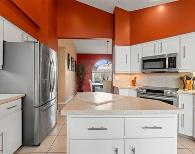 14122 Newcastle Avenue - Photo Thumbnail 22