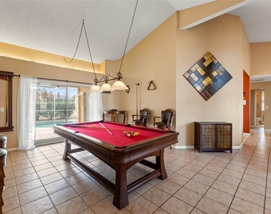 14122 Newcastle Avenue - Photo Thumbnail 11