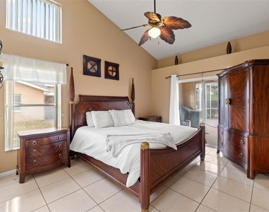 14122 Newcastle Avenue - Photo Thumbnail 42