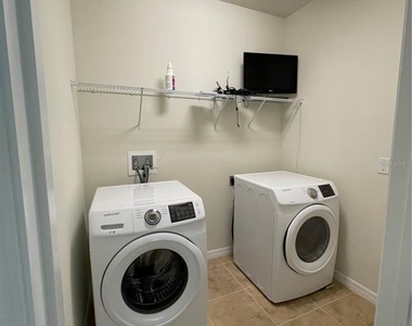 3323 Monroe Meadows Drive - Photo Thumbnail 7