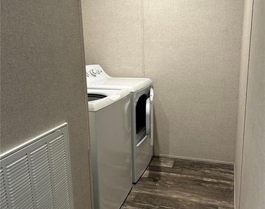 3204 Painters Street - Photo Thumbnail 7