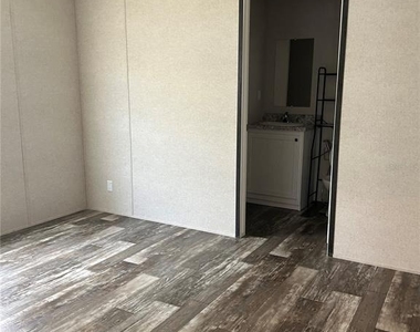 3204 Painters Street - Photo Thumbnail 9