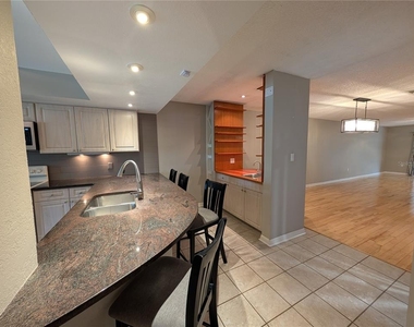 2577 Dolly Bay Drive - Photo Thumbnail 5
