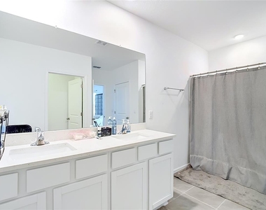 33327 Darley Dale Trail - Photo Thumbnail 47