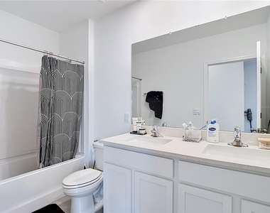 33327 Darley Dale Trail - Photo Thumbnail 38